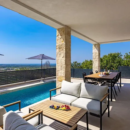 別荘 Villa Bella Vista With Pool And Seaview